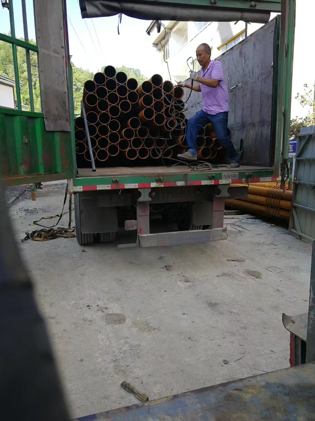 隆化房屋地基下沉倾斜加固扶正